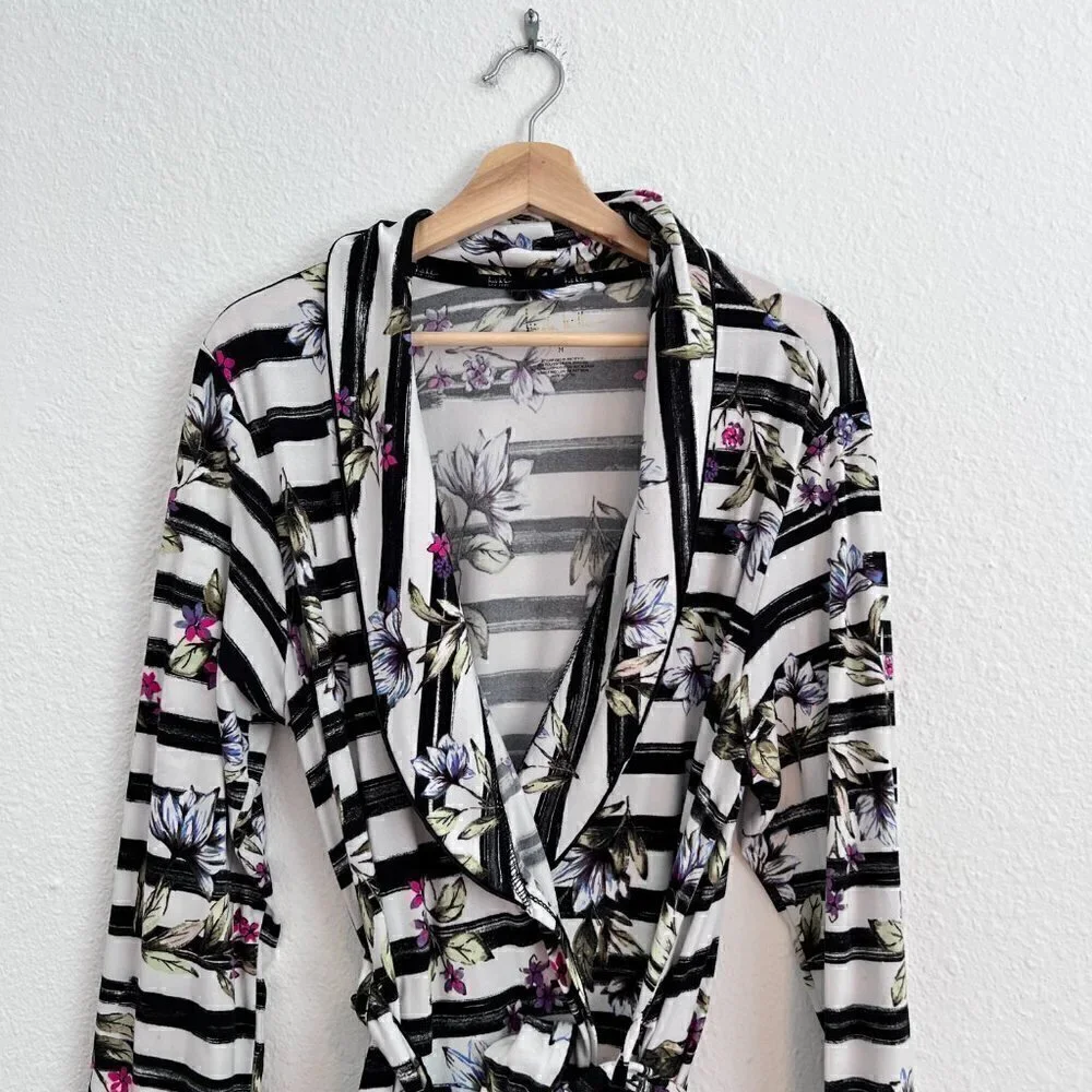 Nicole Miller Black White Stripe Floral Bathrobe Sleeping Robe M‌‌‌‌‌‌‌‌‌‌‌‌‌‌